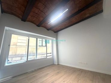 Flat with lift for sale in Codols