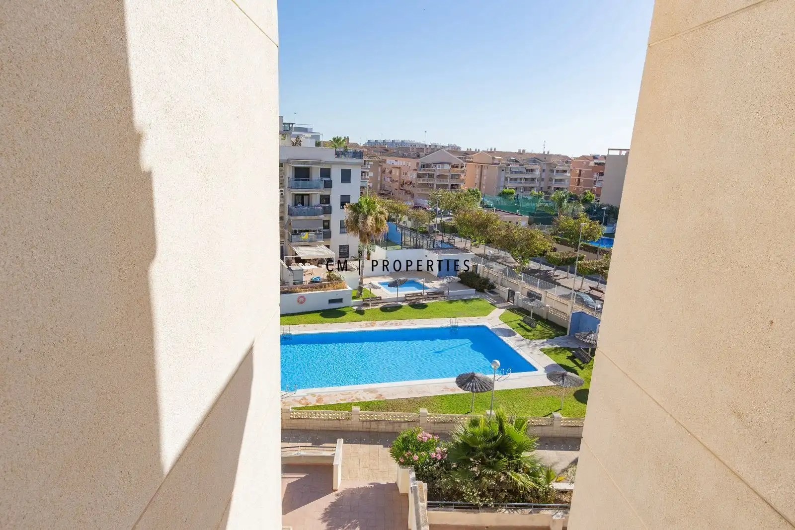 Schwimmbecken von Dachboden zur Miete in Canet d'En Berenguer mit Klimaanlage, Heizung und Terrasse