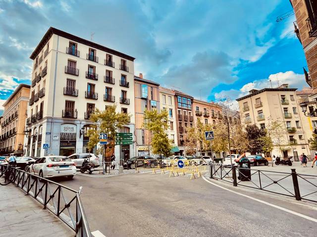 Garaje en Alquiler en Plaza de Herradores, 8 en Palacio
