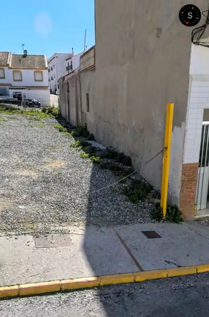 Wohnbaugrundstück zum Verkauf in Calle Cánovas del Castillo