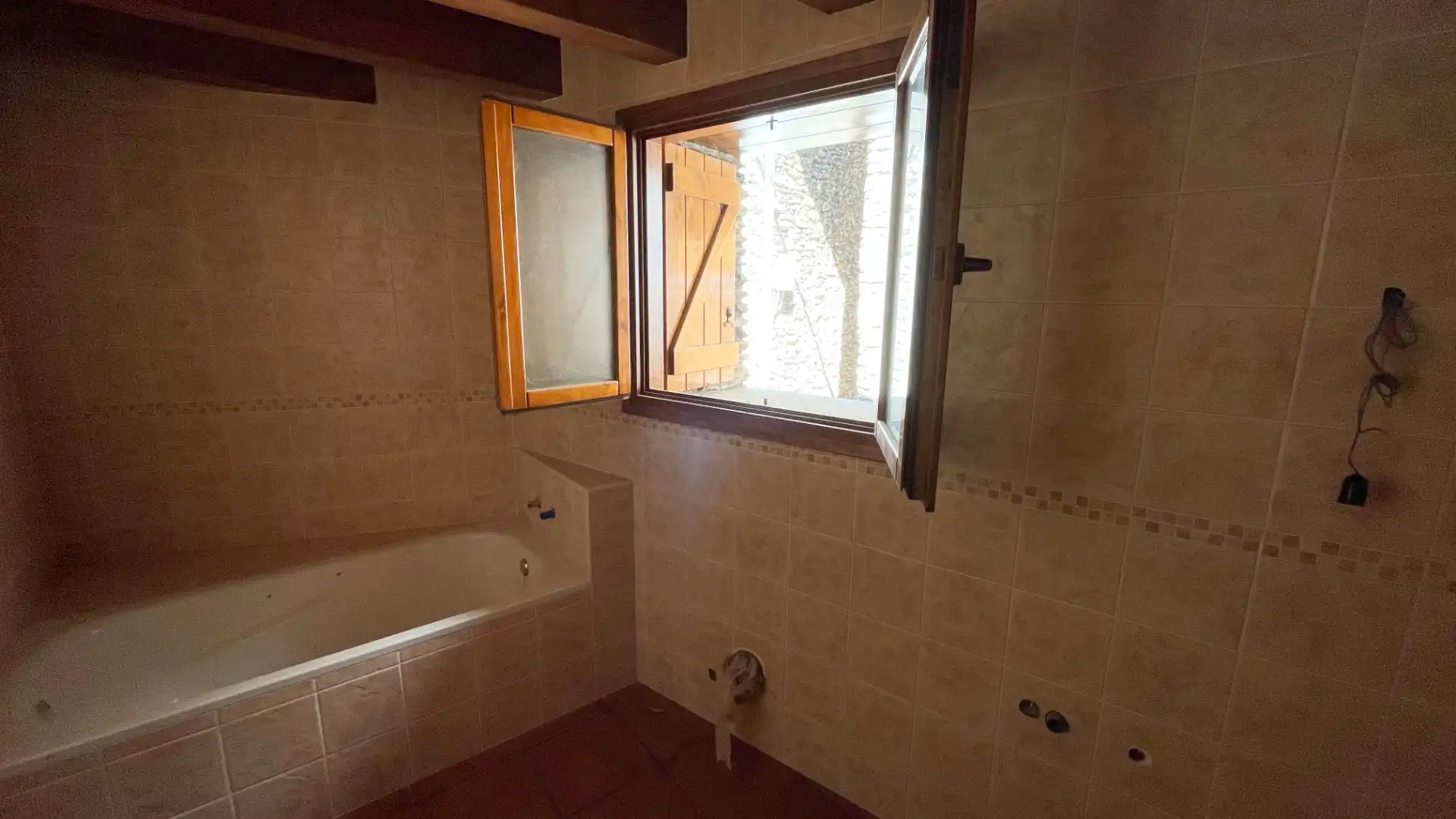 Baño de Casa o chalet en venta en Rialp con Calefacción, Parquet y Balcón