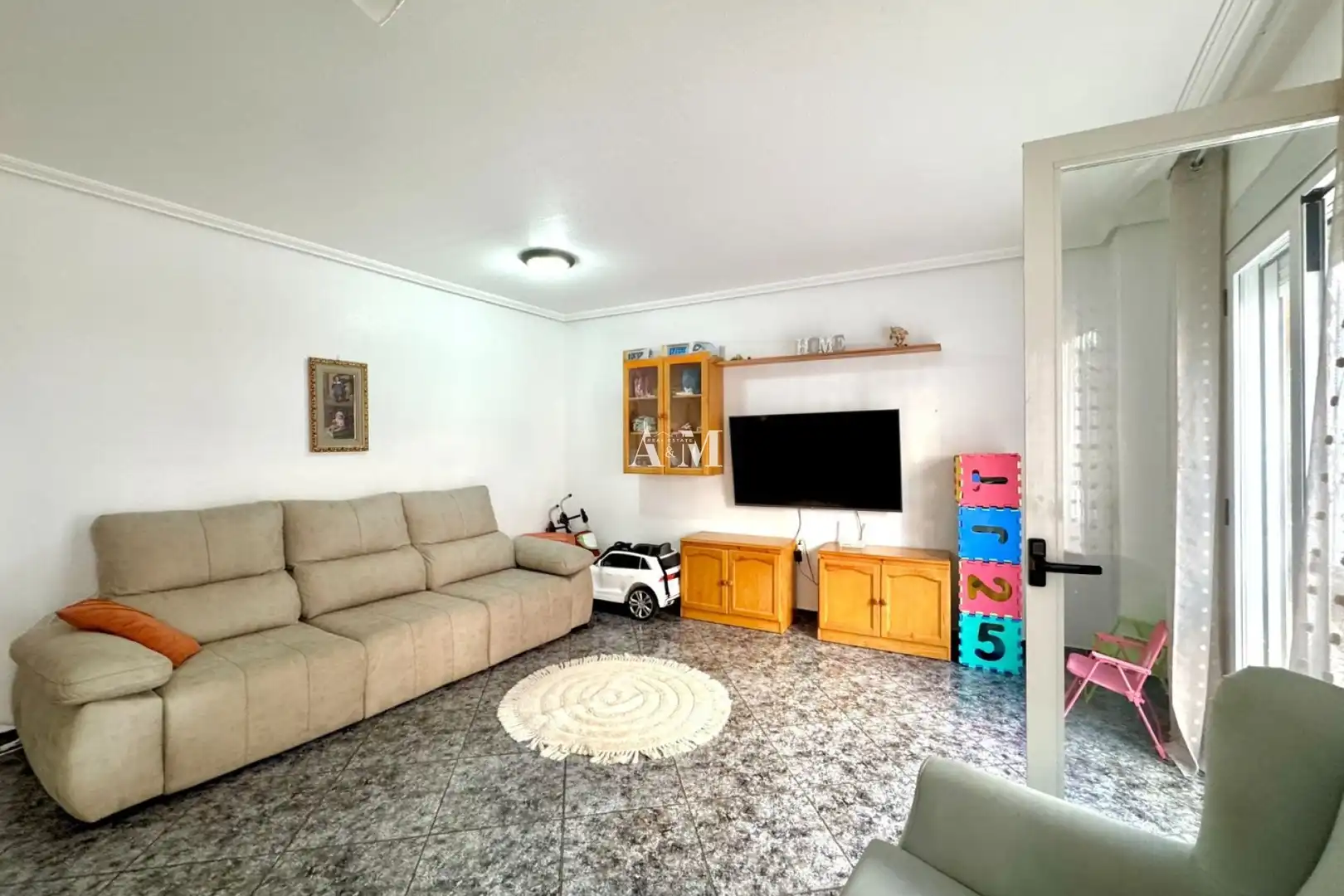 Sala d'estar de Planta baixa en venda en San Pedro del Pinatar amb Aire condicionat, Calefacció i Moblat
