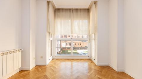 Foto 4 de Apartamento de alquiler en Sanchinarro,  Madrid Capital