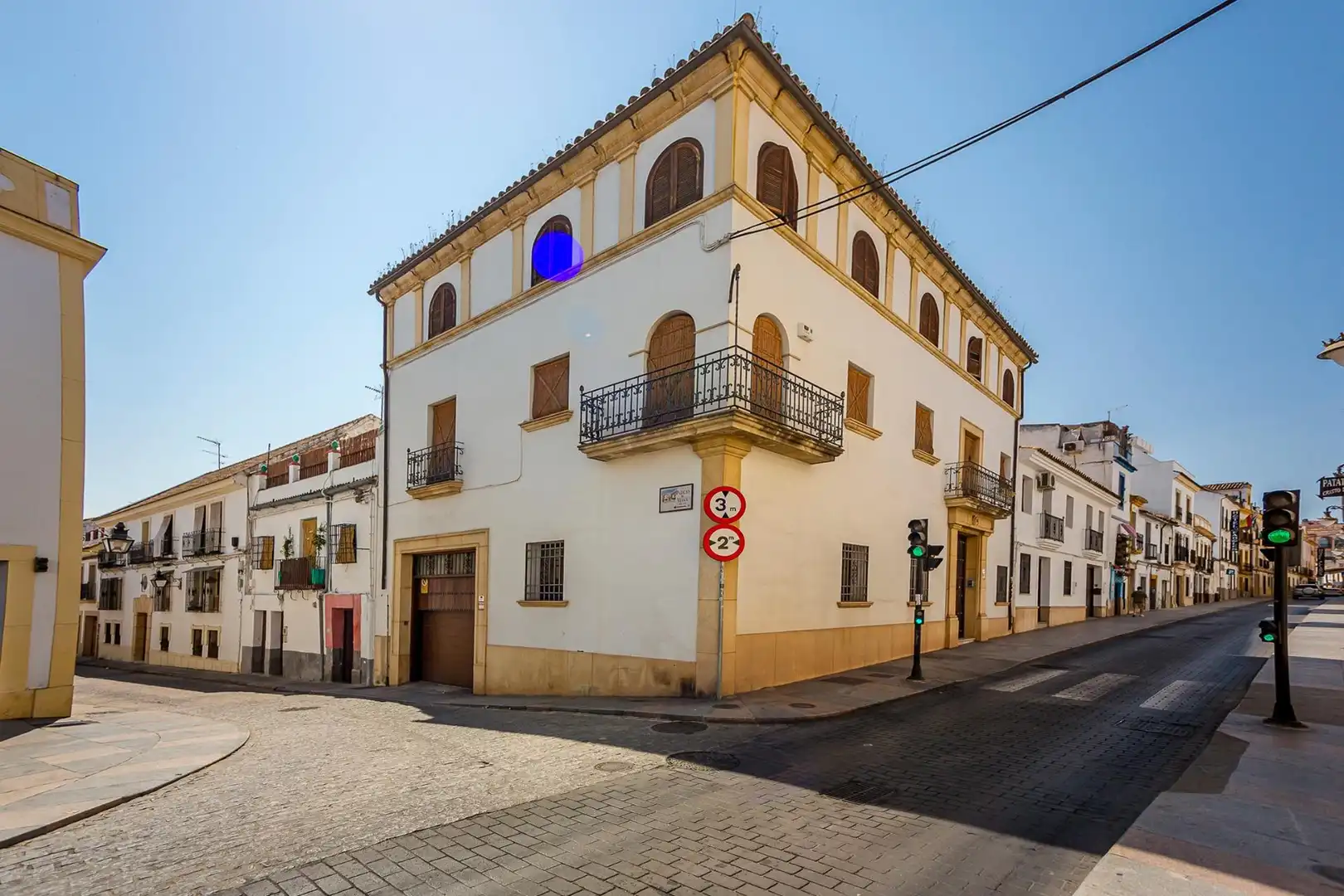 Exterior view of Houses for sale in Córdoba  with Air Conditioner, Heating and Terrace