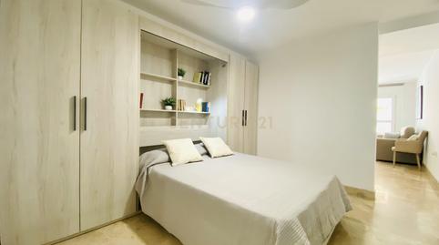 Foto 3 de Pis en venda a Cl Arquitec Julian Laguna(a) 67el Ejido (almería), 57, Almerimar, El Ejido