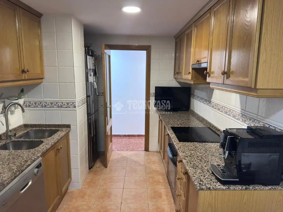 Cocina de Piso en venta en Paterna con Aire acondicionado, Calefacción y Balcón