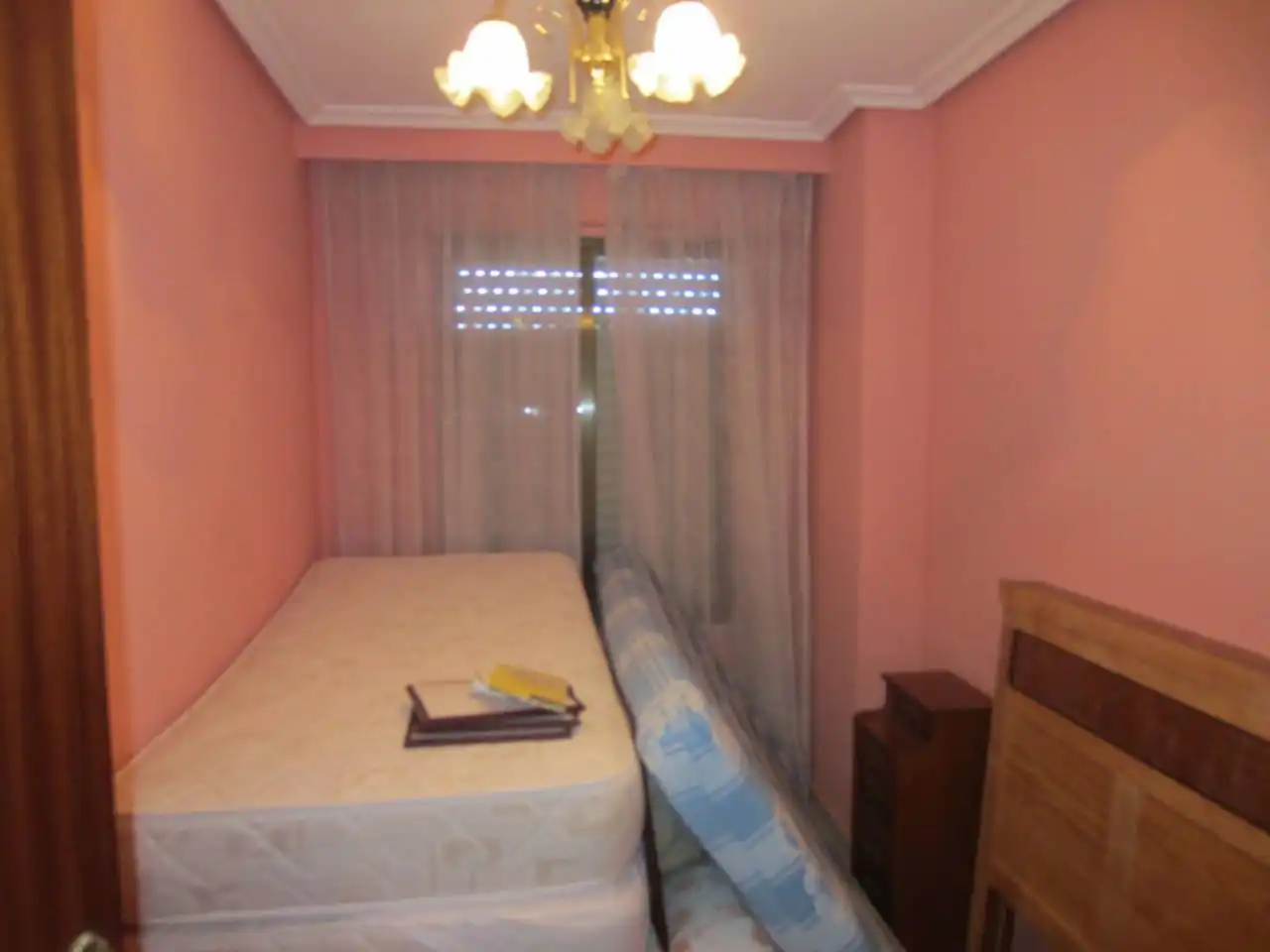 Habitación de Piso en venta en Sancti-Spíritus (Salamanca) con Calefacción, Terraza y Amueblado
