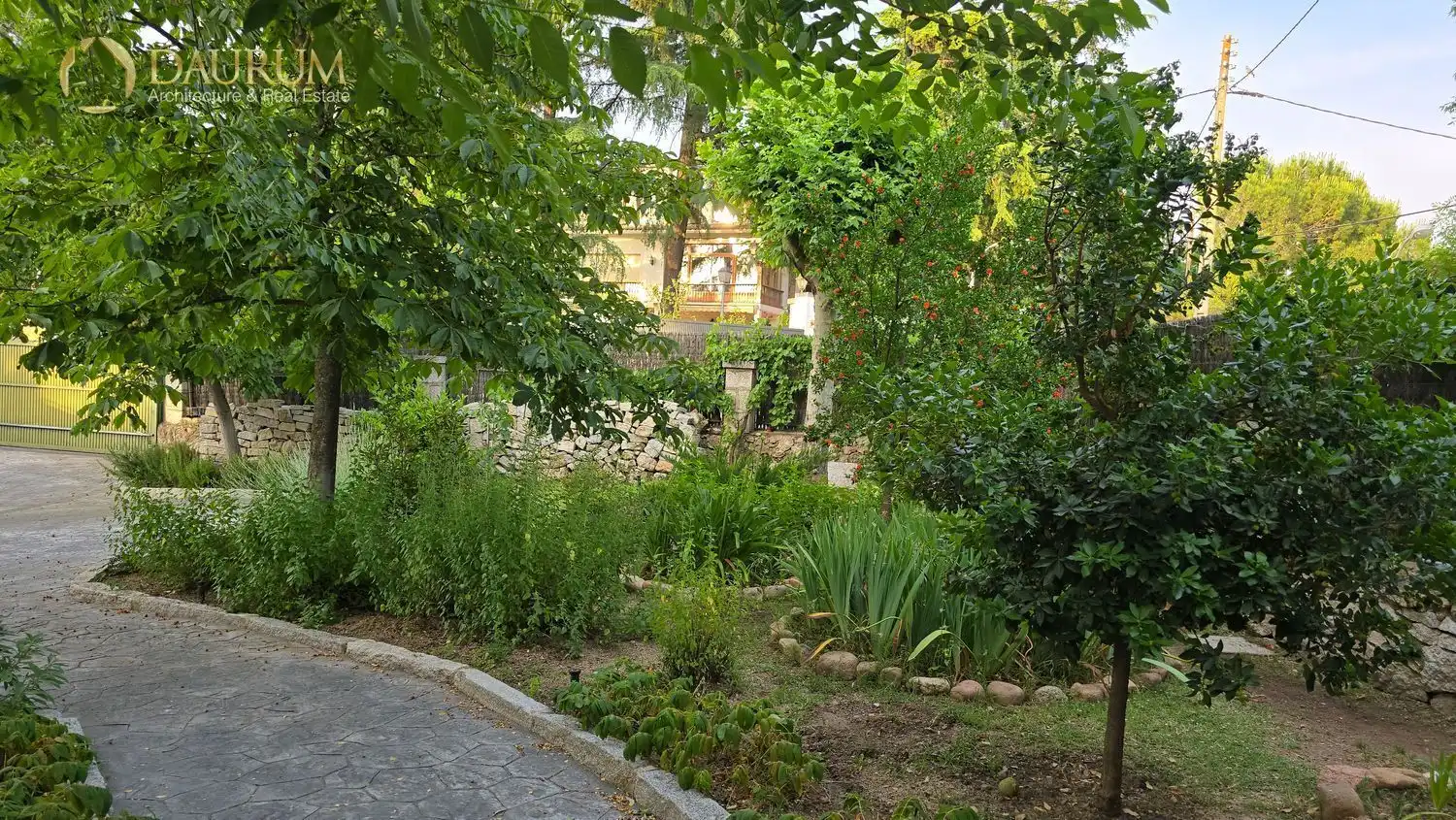 Jardín de Casa o chalet en venta en Colmenar Viejo con Calefacción, Terraza y Trastero