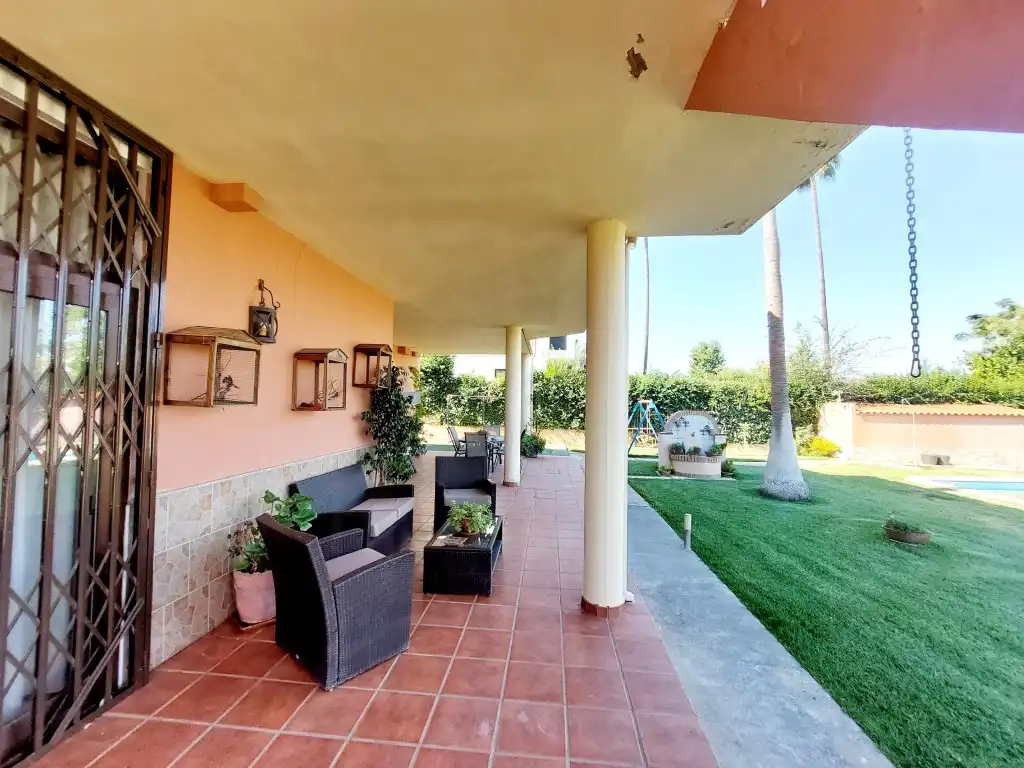 Terrassa de Casa o xalet en venda en Las Vaguadas