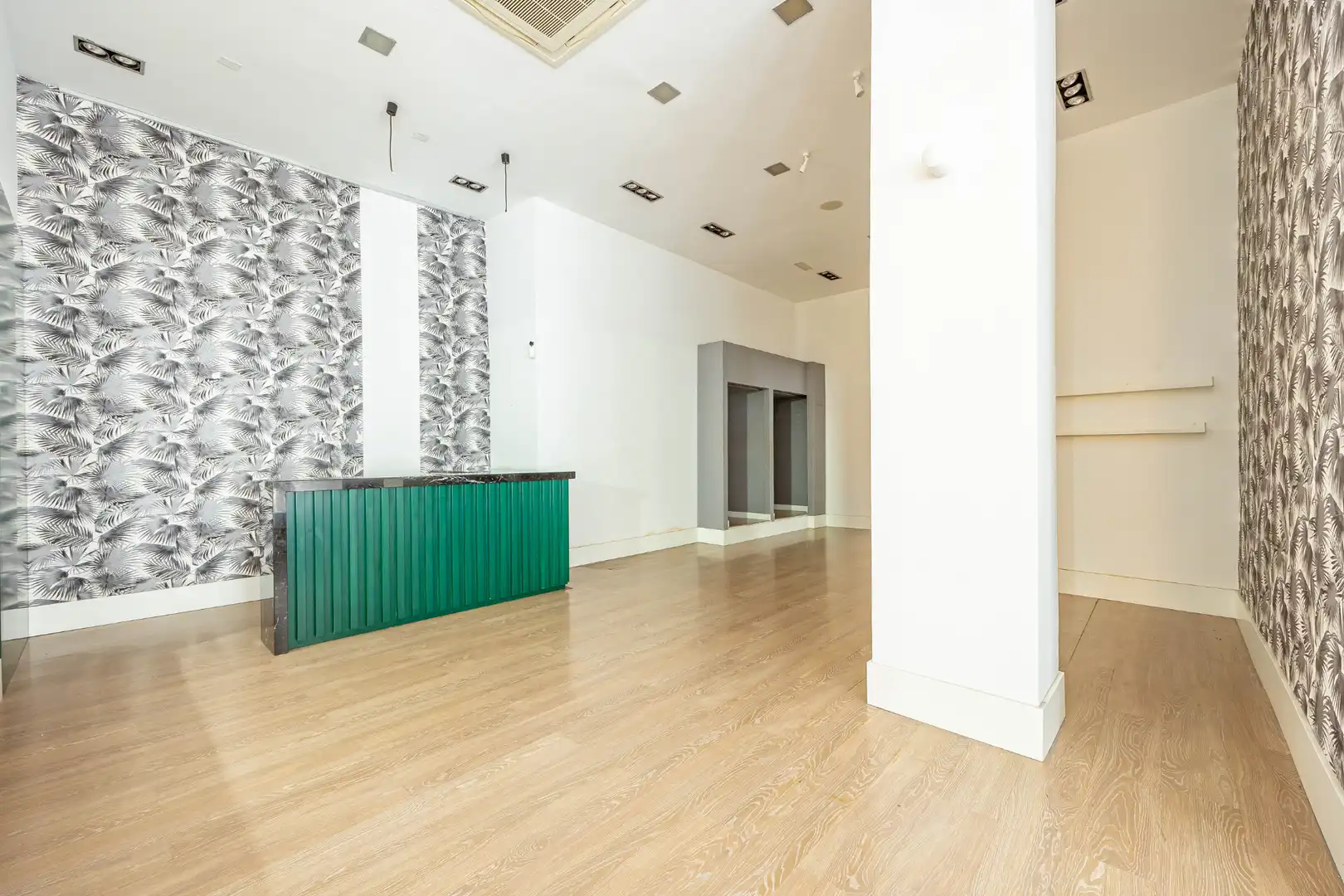 Local de lloguer en Las Palmas de Gran Canaria amb Aire condicionat, Parquet i Alarma