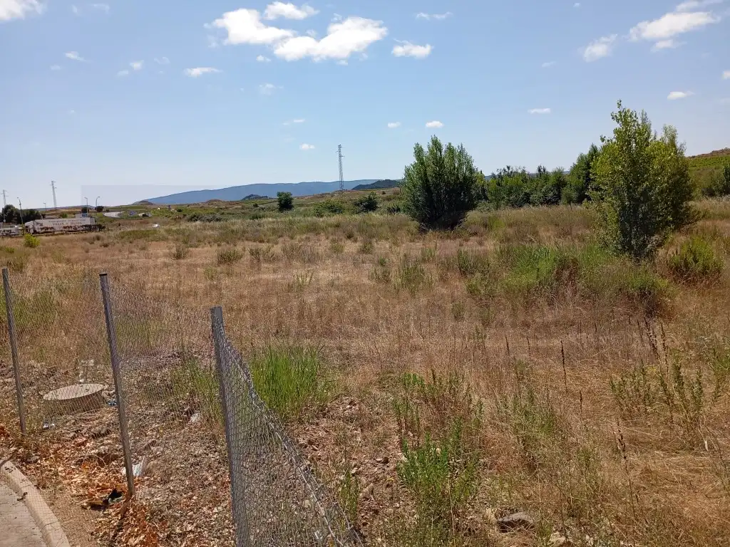 Wohnbaugrundstück zum Verkauf in Hormilla, imagen 15