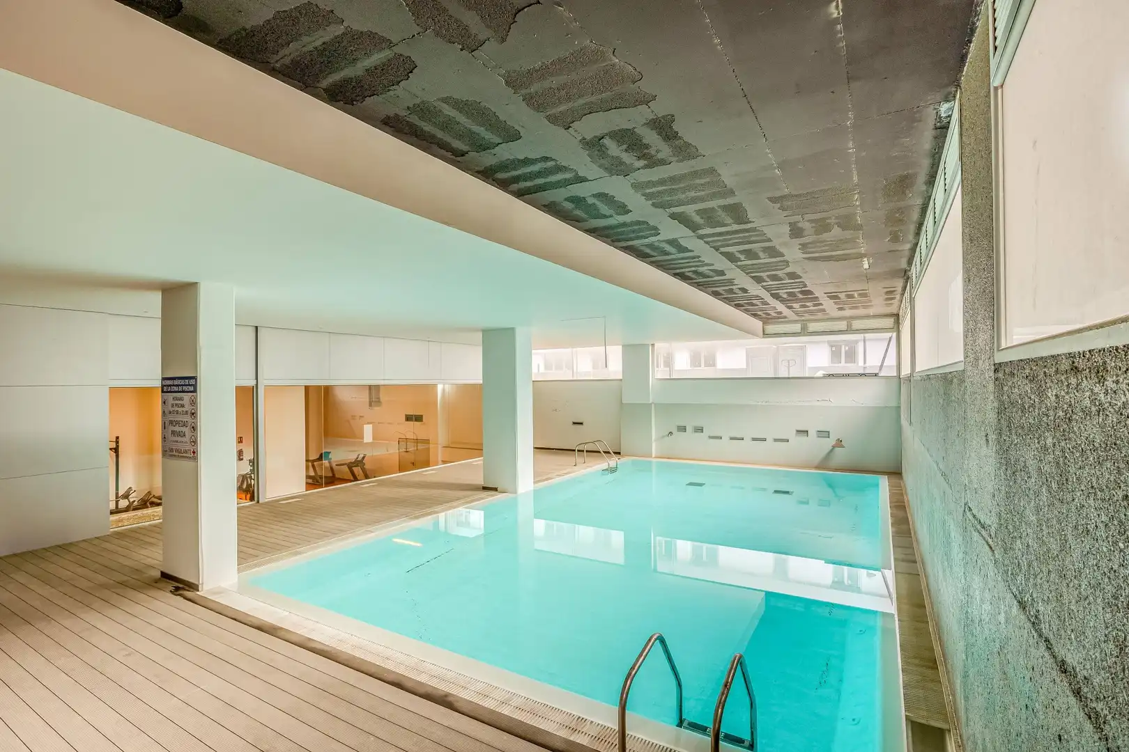 Piscina de Pis en venda en Ciudad Alta