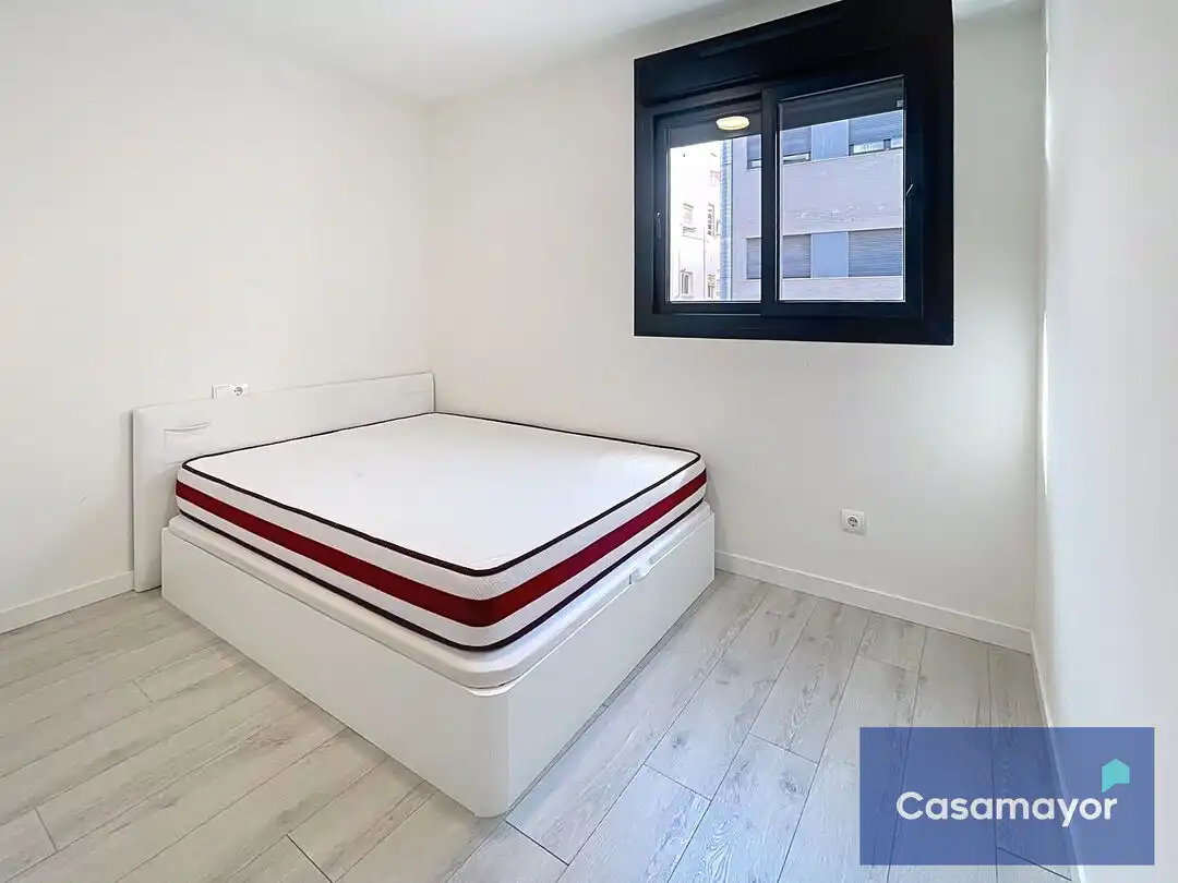 Habitación de Piso de alquiler en Alicante / Alacant con Aire acondicionado, Calefacción y Trastero