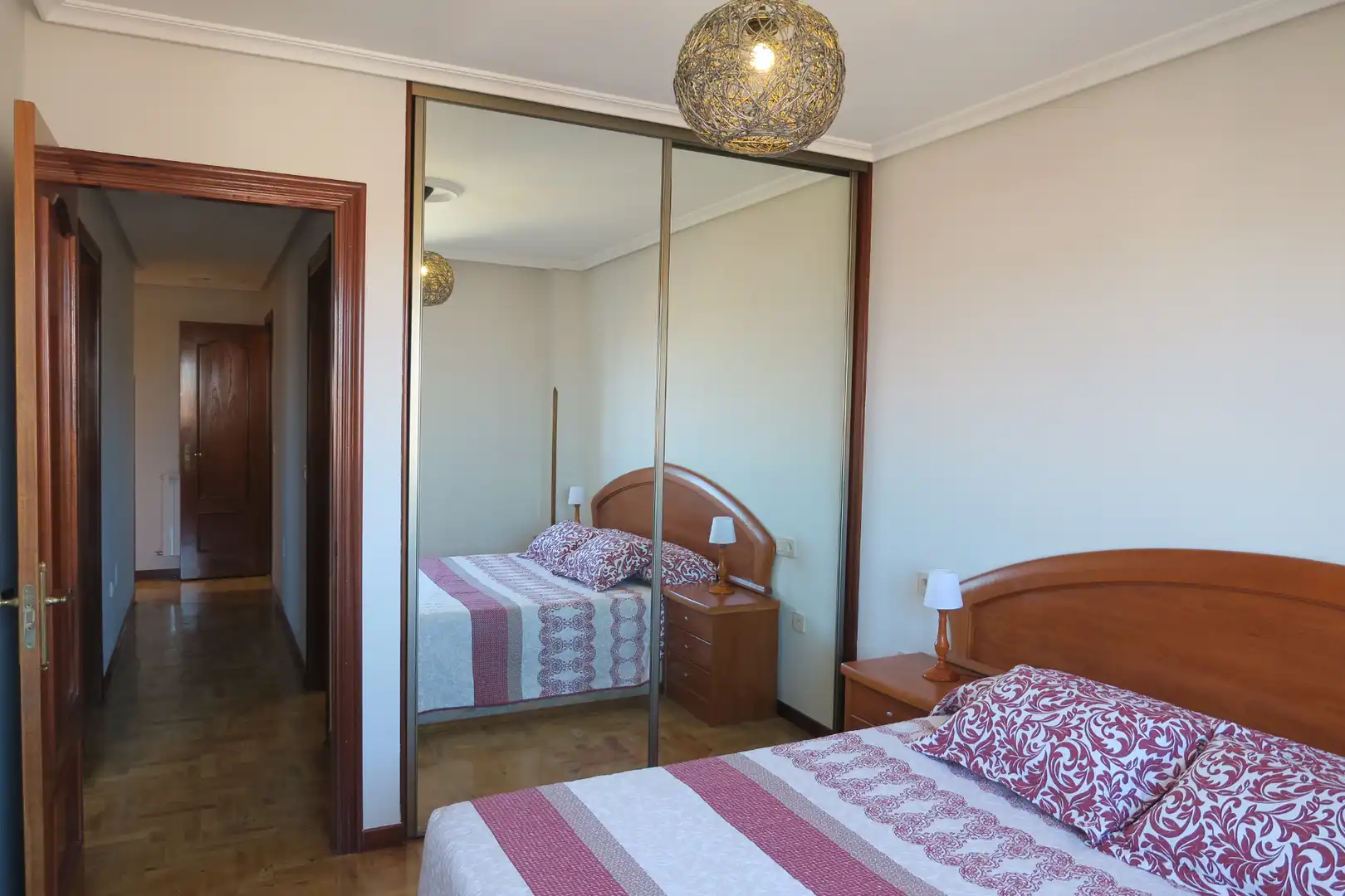 Habitación de Piso en venta en Avilés con Calefacción, Parquet y Terraza