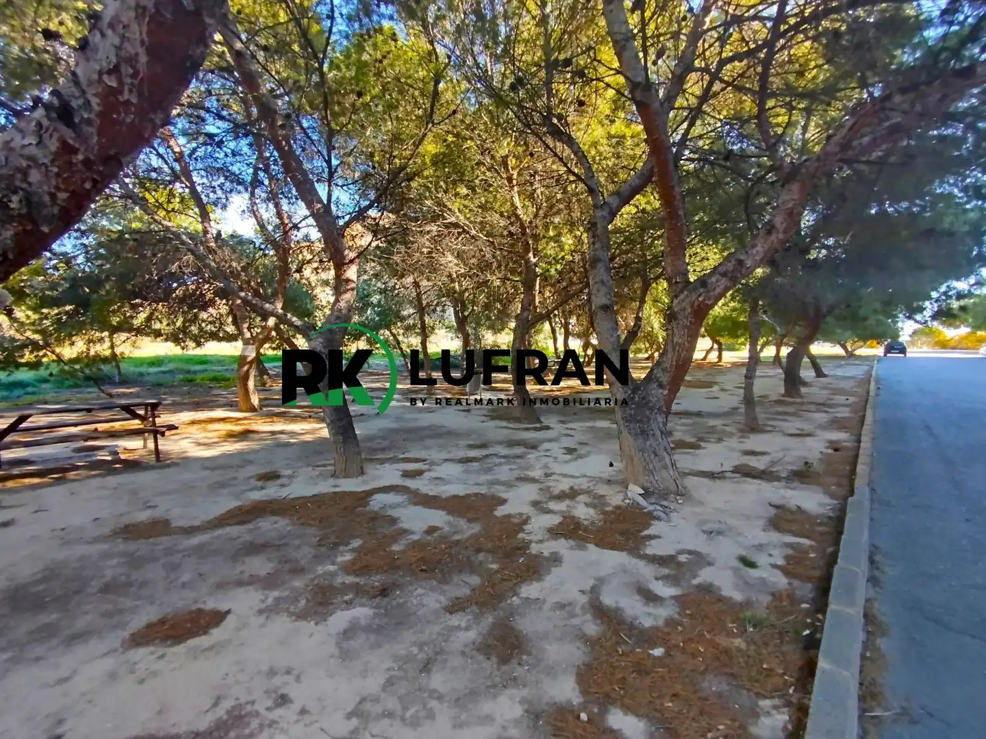 Piso en venta en Alicante / Alacant con Aire acondicionado y Balcón