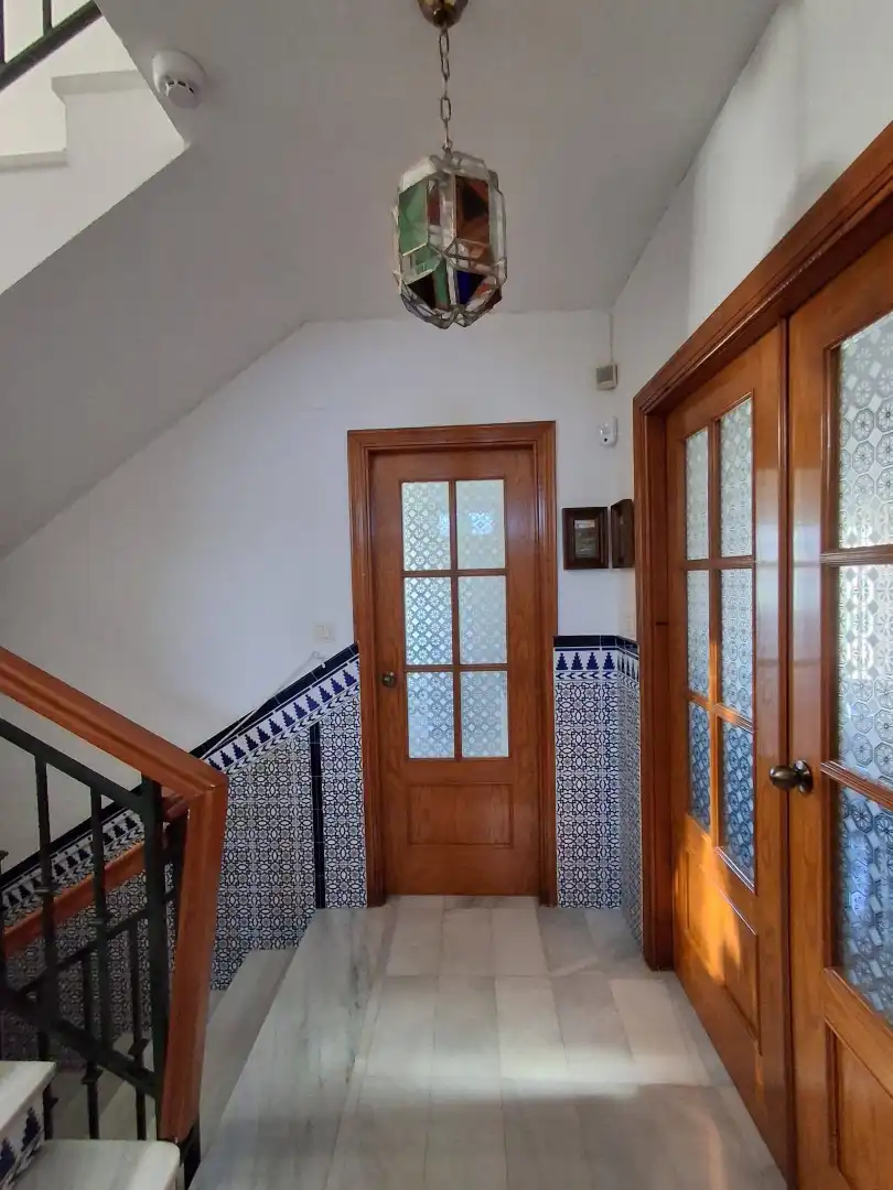 Haus oder Chalet zum Verkauf in Loja mit Heizung, Privatgarten und Terrasse