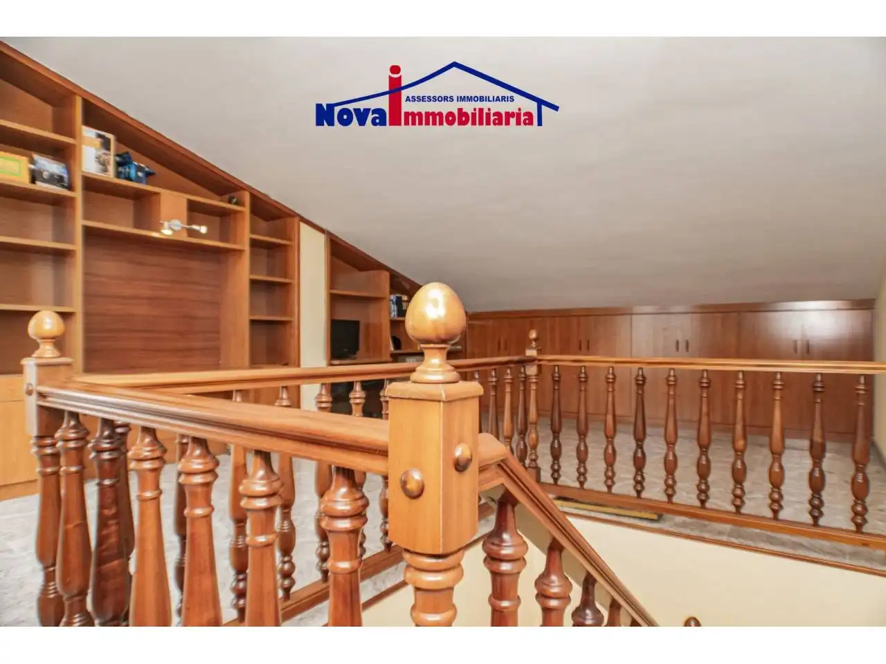 Duplexes for rent in Calle de les Assutzenes, Torrent Ballester