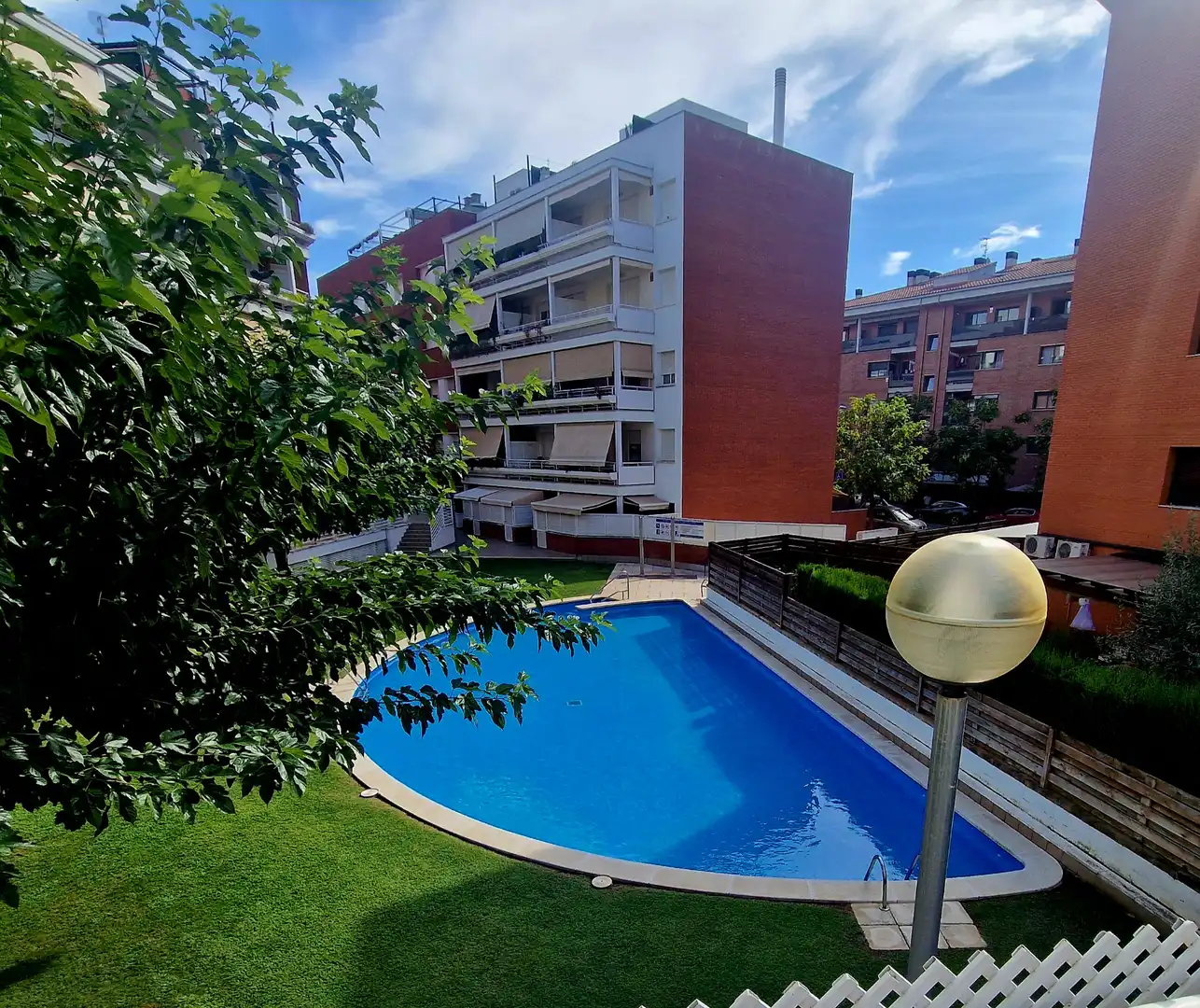 Piano terra con piscina in vendita a Carrer de Narcís Macià i Domènech 25
