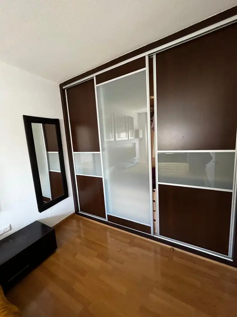 Bedroom of Flat for rent in Córdoba  with Air Conditioner, Heating and Parquet flooring