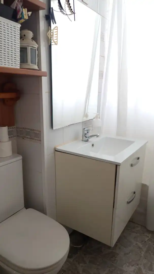 Baño de Piso en venta en Sevilla con Aire acondicionado y Amueblado