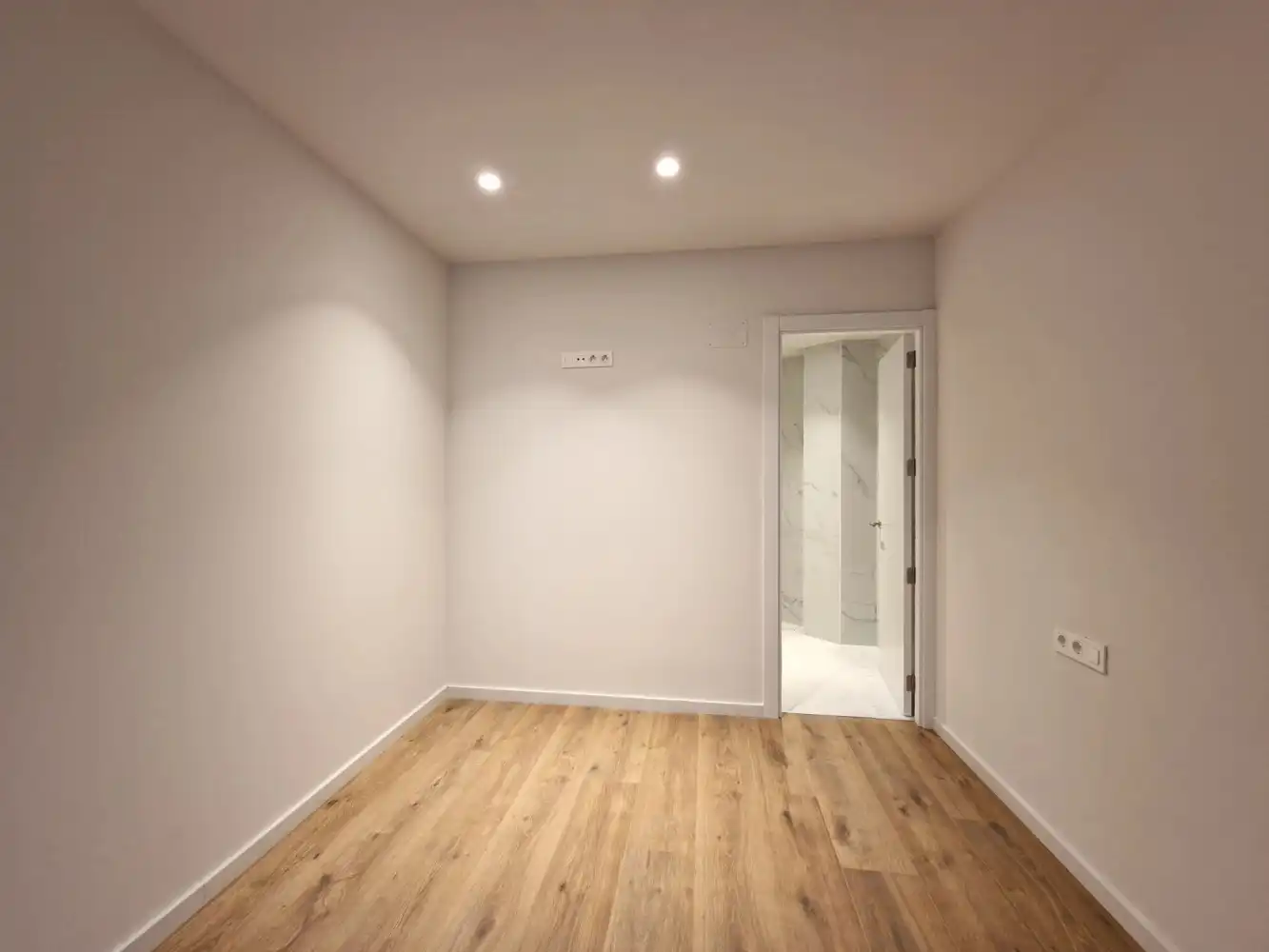 Ático en venta en Girona con Aire acondicionado, Calefacción y Parquet