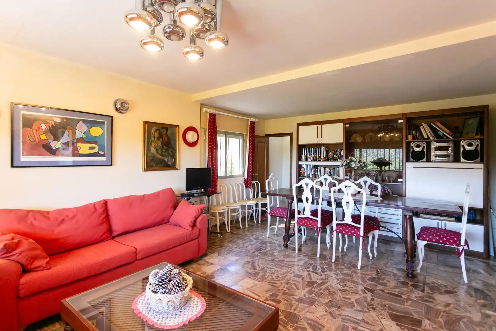 Sala d'estar de Casa o xalet en venda en Valdemaqueda amb Jardí privat i Traster