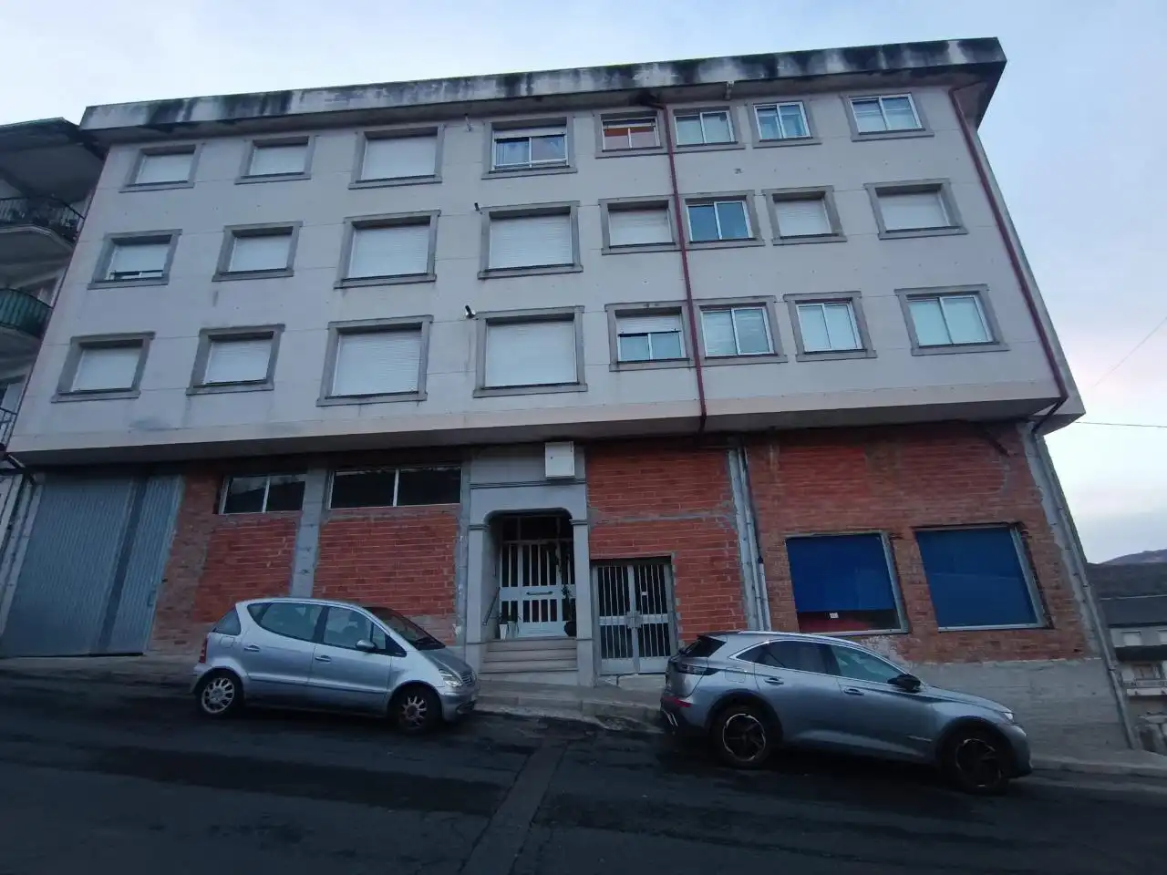 Commercial properties for sale in CINE (DO), 29, Vila de Cruces
