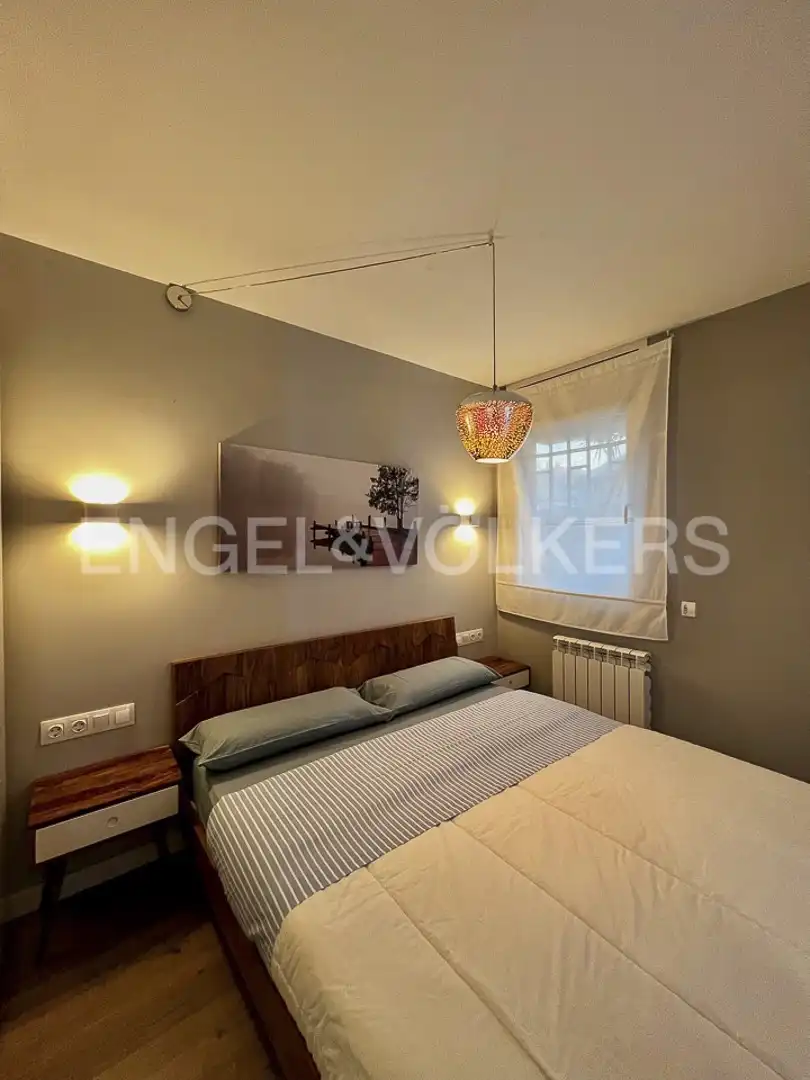 Bedroom of Flat for rent in Sitges  with Air Conditioner, Heating and Parquet flooring