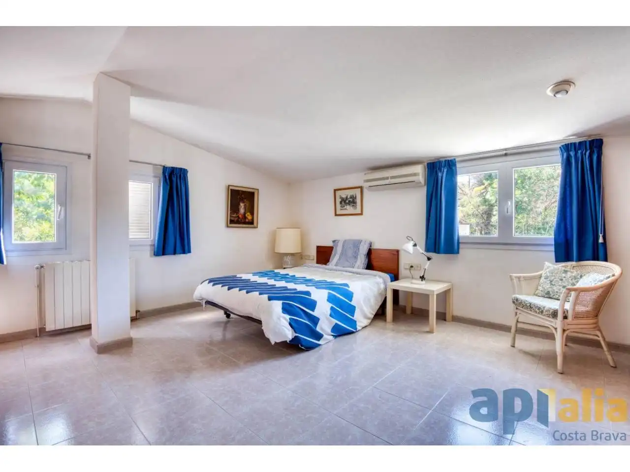 House with pool for sale in Avenida del Canigó, imagen 17
