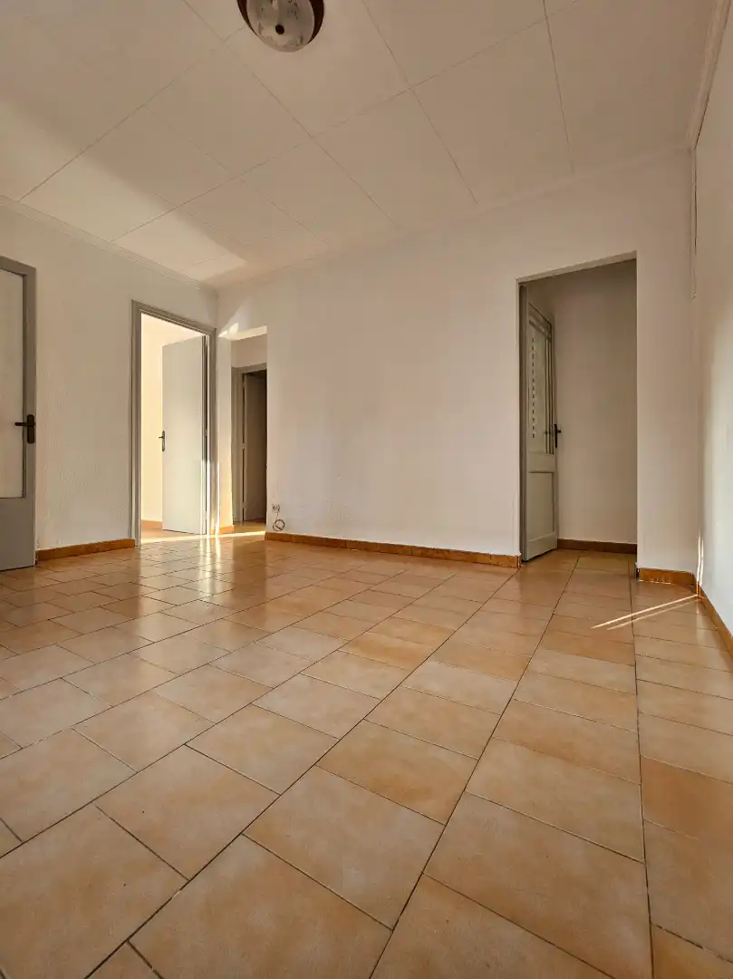 Living room of Flat for sale in Barberà del Vallès