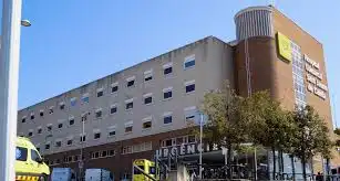 Immobles singulars amb piscina en venda a Centre, imagen 5