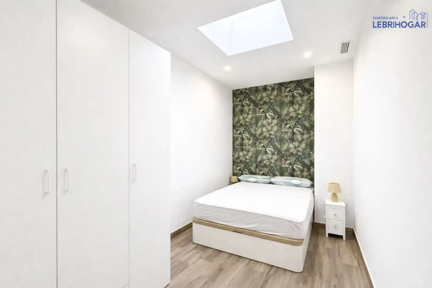Habitación de Apartamento de alquiler en Lebrija con Aire acondicionado, Calefacción y Parquet
