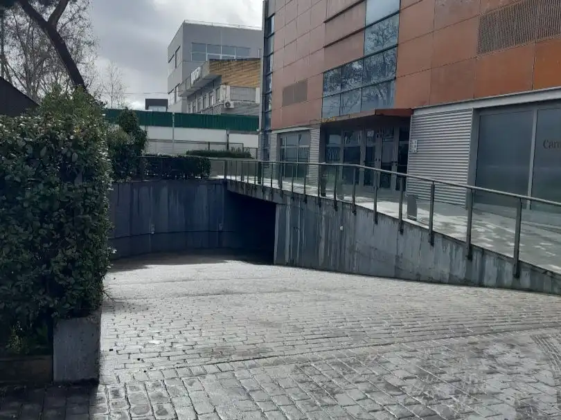 Vista exterior de Garaje en venta en Alcobendas