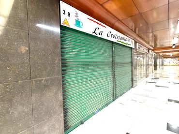 Local commercial à louer à Martinica – Ateneu