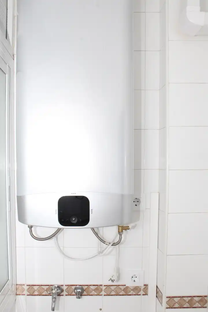 Baño de Piso de alquiler en Sevilla con Aire acondicionado, Terraza y Amueblado