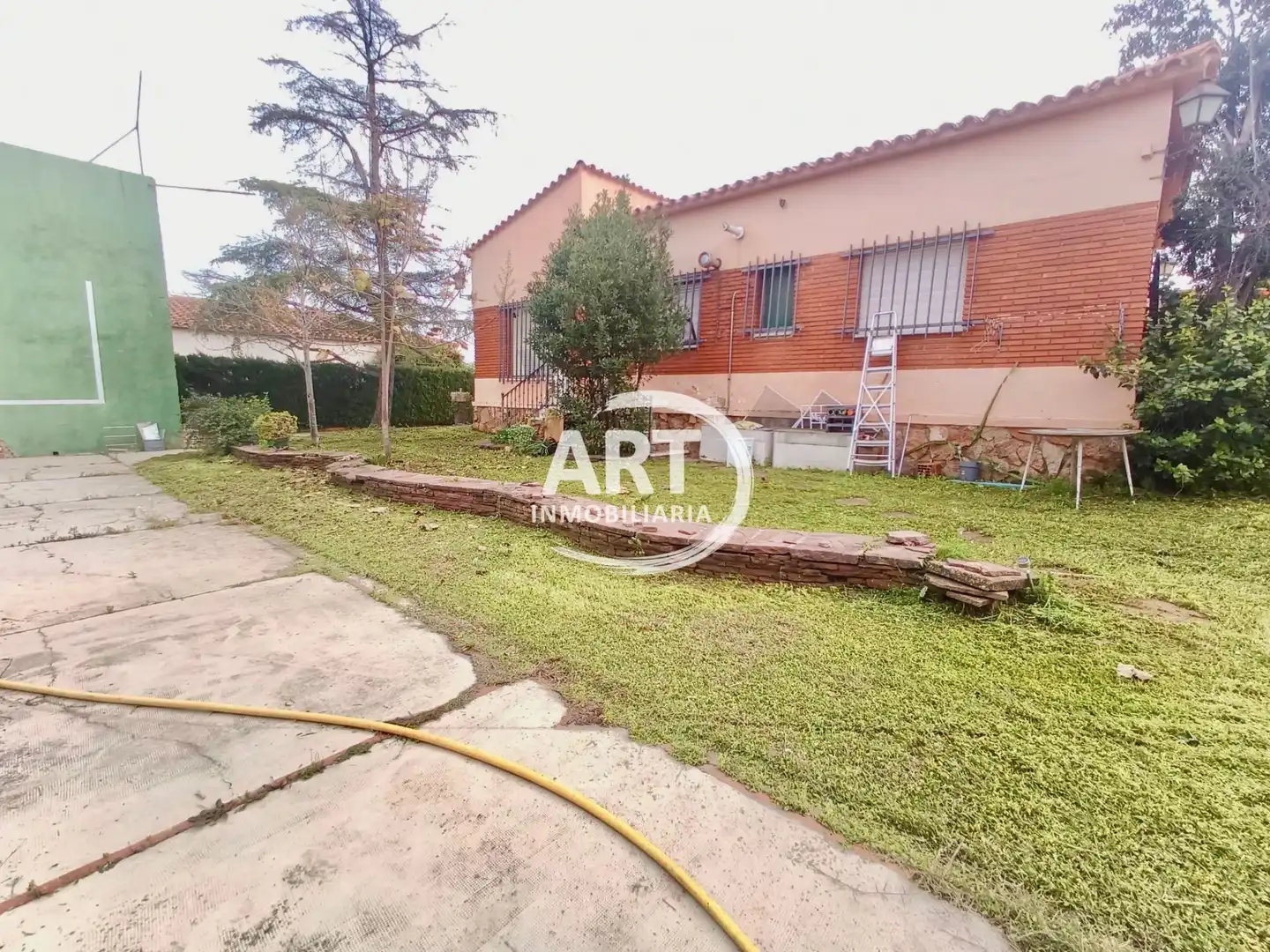 Jardí de Casa o xalet en venda en L'Eliana amb Calefacció, Terrassa i Piscina