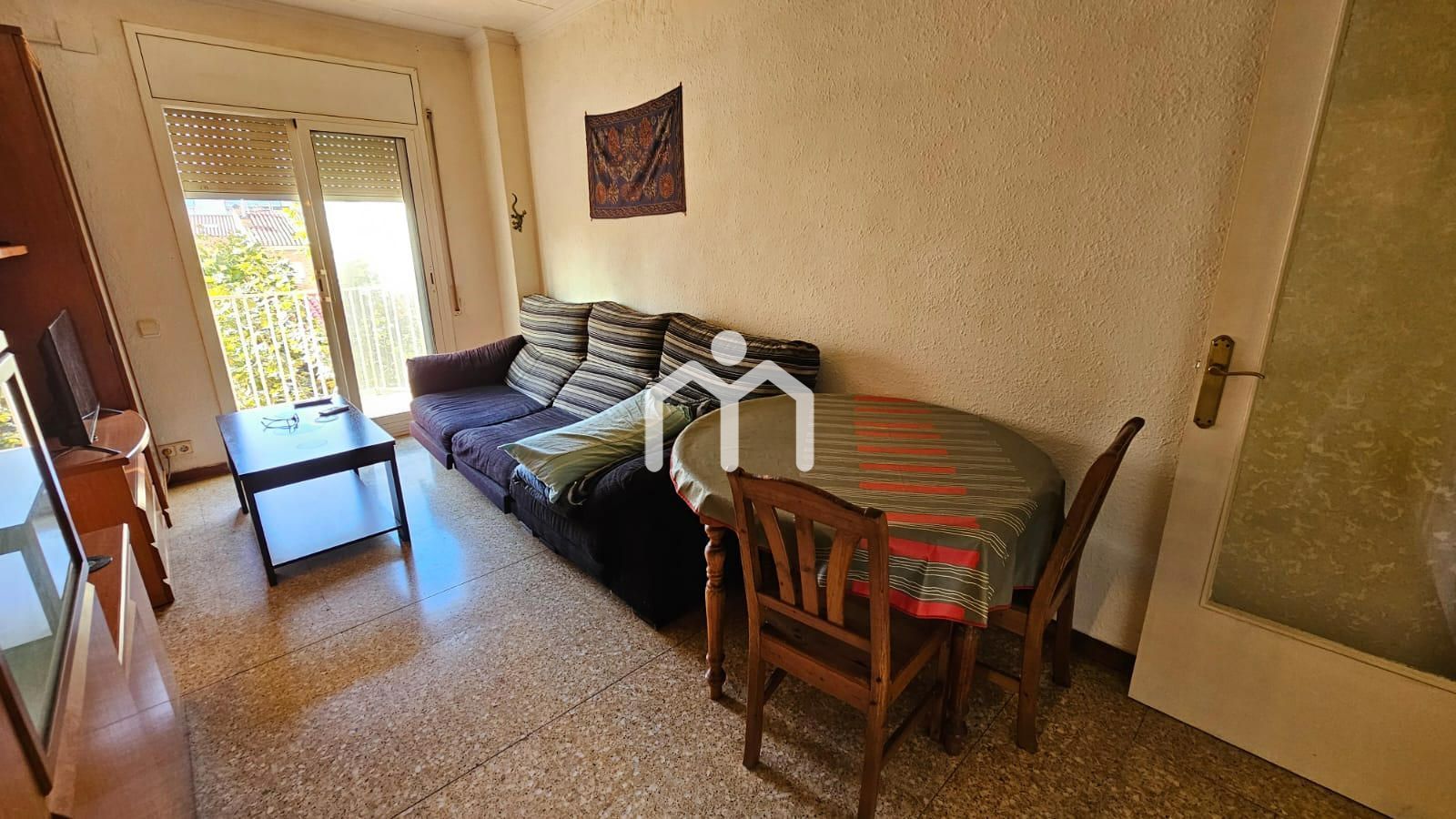 Living room of Flat for sale in Badalona  with Air Conditioner, Terrace and Furnished