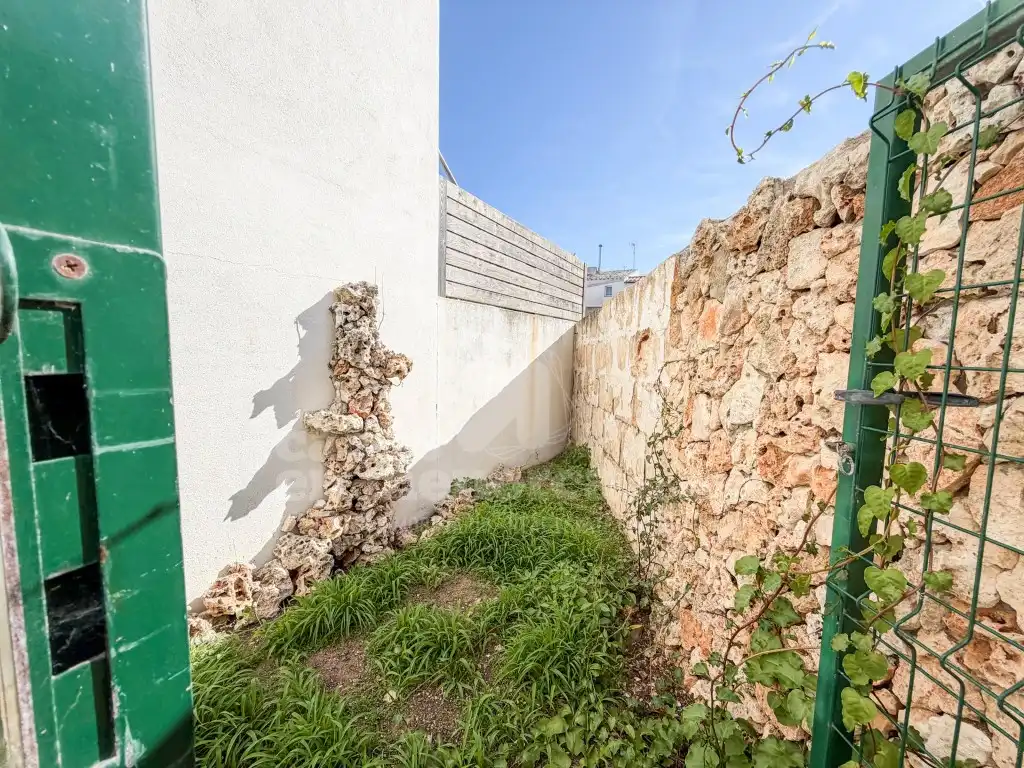 Houses for sale in Es Migjorn Gran