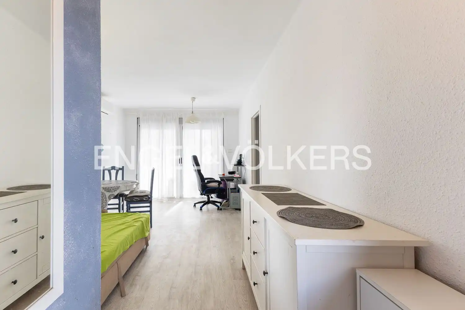 Schlafzimmer von Wohnung zum Verkauf in Valencia mit Heizung und Balkon