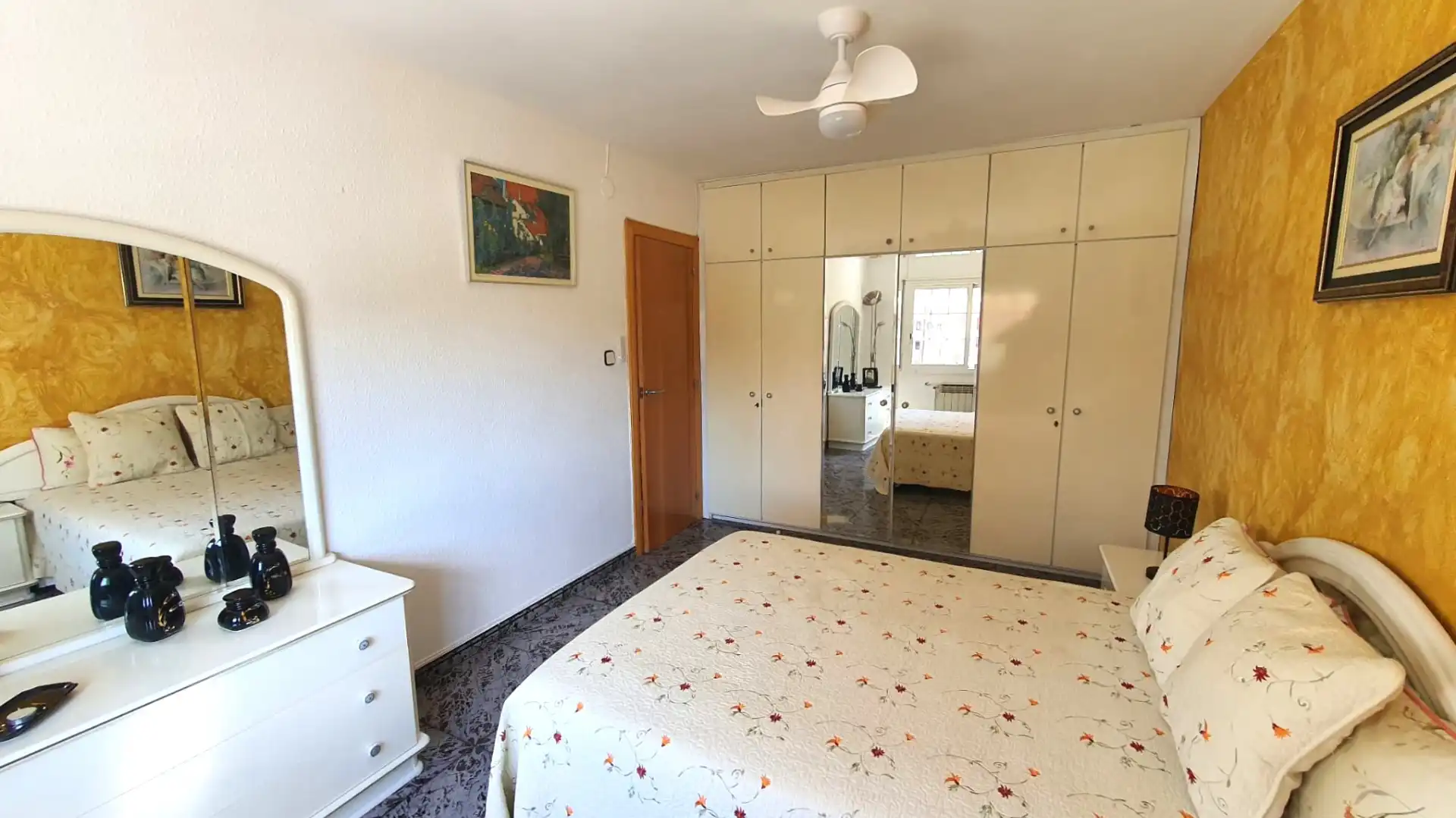 Bedroom of Flat for sale in Centre - Sant Josep - Sanfeliu