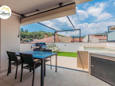 Duplex avec balcon à vendre à Arenys de Munt