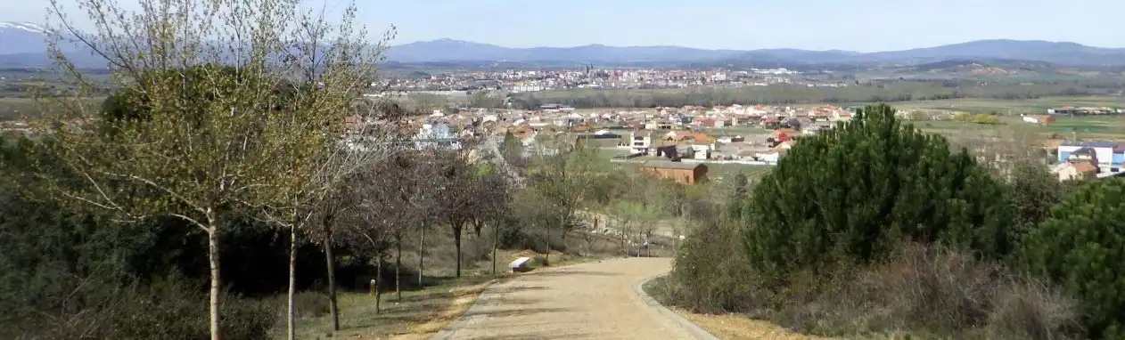Außenansicht von Country house zum Verkauf in San Justo de la Vega mit Heizung