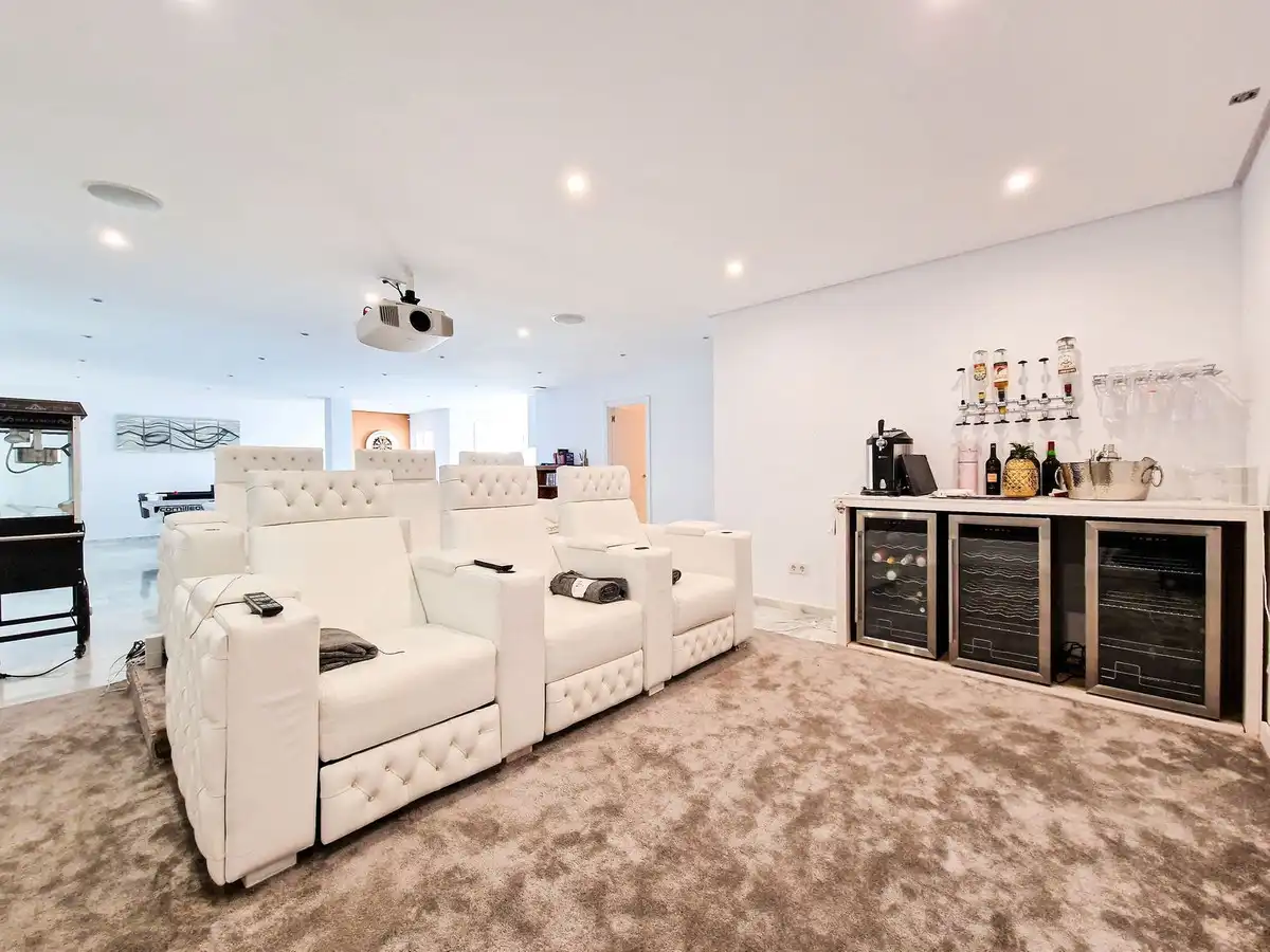 Chalet en venta en Calle Azahar 36, imagen 3