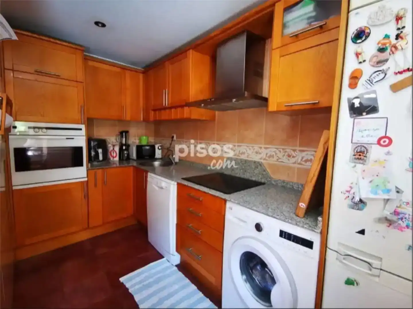 Cuina de Casa adosada en venda en Venta de Baños amb Aire condicionat