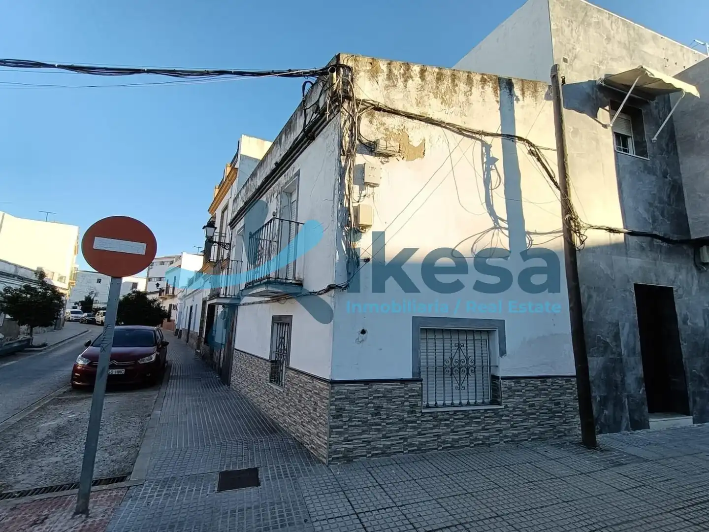 Vista exterior de Casa adosada en venta en Lora del Río