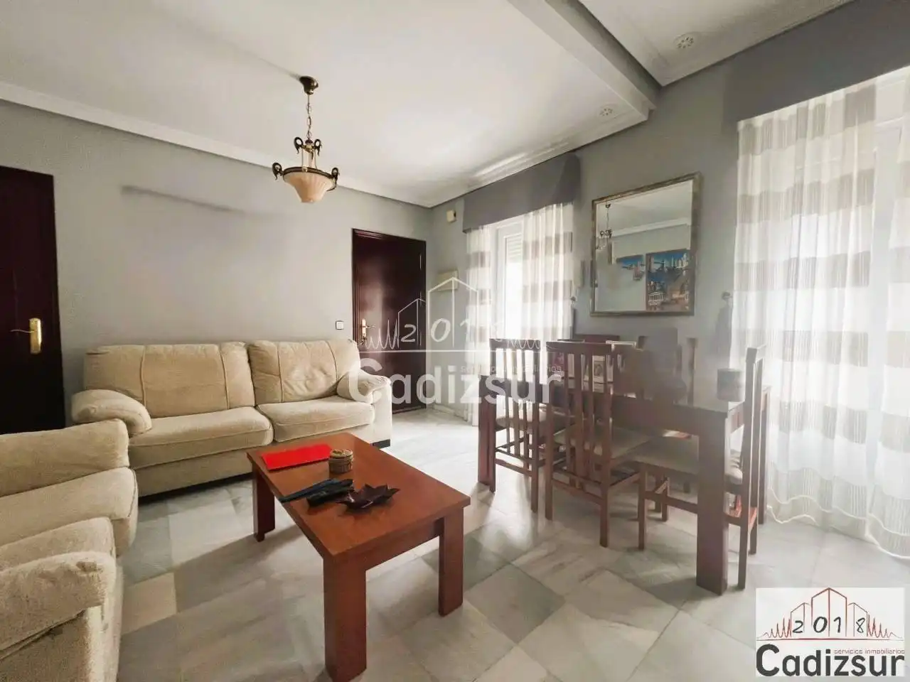 Sala de estar de Piso en venta en Cádiz con Balcón