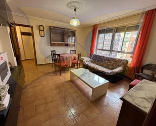 Living room of Flat to rent in Salamanca Capital  with Heating, Furnished and Washing machine