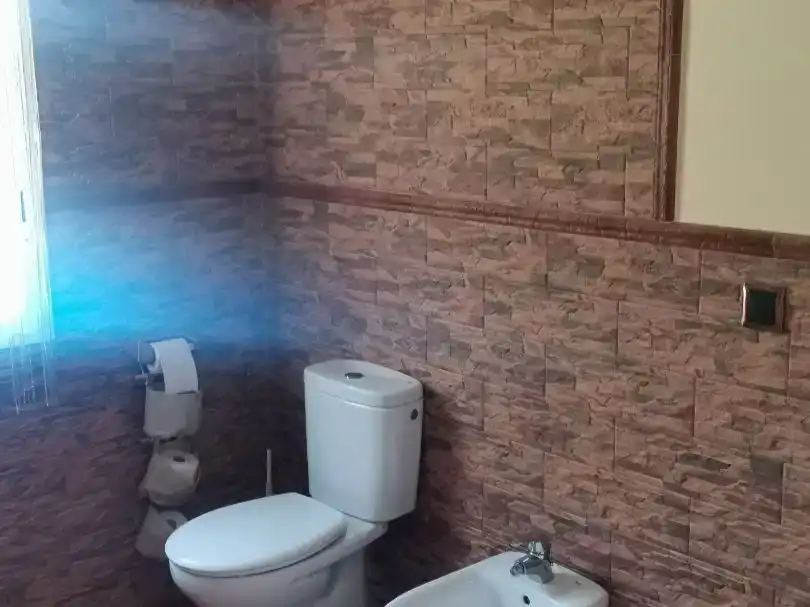 Bany de Pis en venda en Hellín amb Piscina