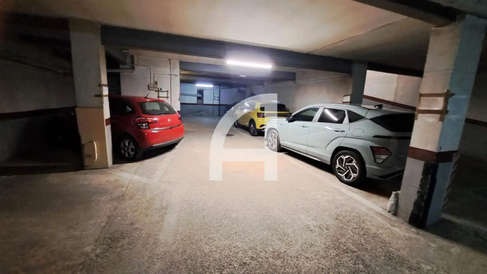 Parkplatz von Garage zum Verkauf in Terrassa