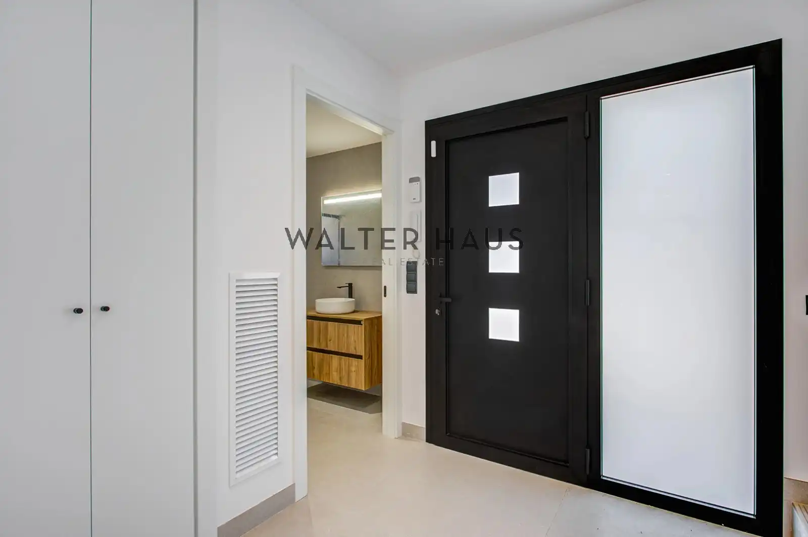 Casa amb terrassa en venda a Carrer del Daró, imagen 23